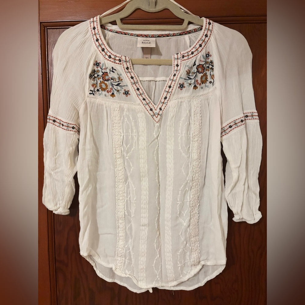 Knox Rose Boho Embroidered 3/4 Sleeve Top